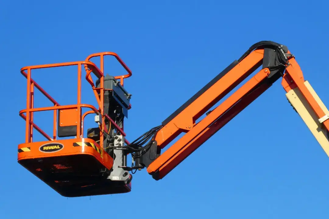 When Do Builders Require Access Platform Hire